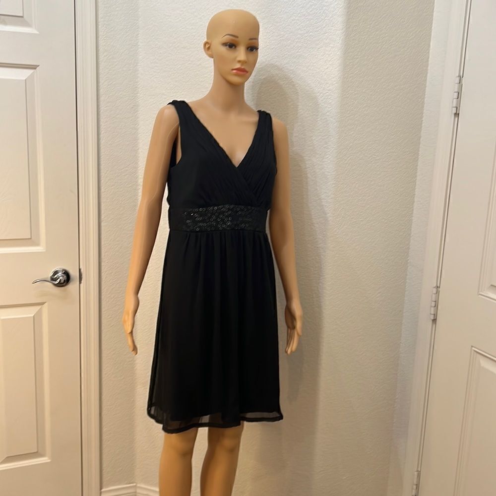 Scarlett’s Nite Size 14 Black Dress Sleeveless V Neck & Back Shimmer Waist India